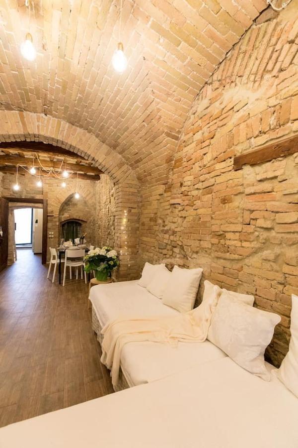 Il Vicolo Di Porta Pesa Apartment เปรูจา ภายนอก รูปภาพ
