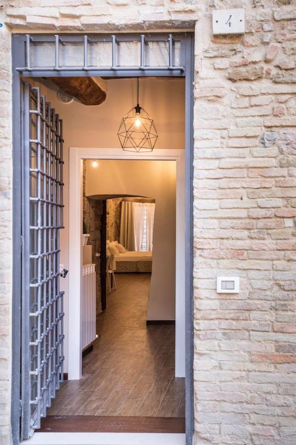 Il Vicolo Di Porta Pesa Apartment เปรูจา ภายนอก รูปภาพ